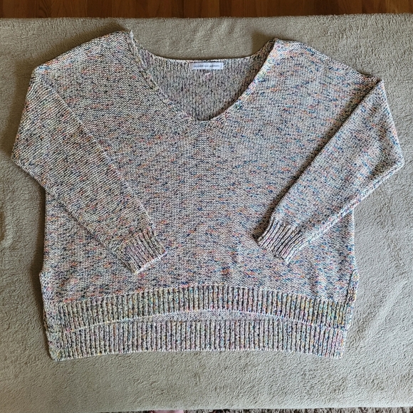 Cupcakes & Cashmere Gardner Multicolored Speckled V-neck sweater size large - Picture 6 of 16